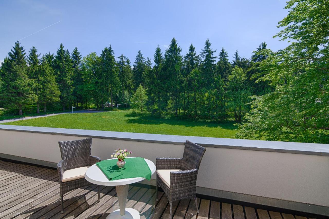 Hotel Haus Oberland มาสเซอร์แบร์ก ภายนอก รูปภาพ