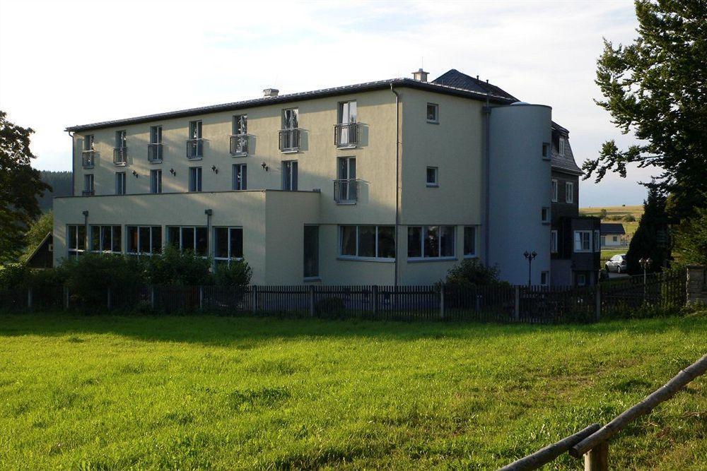 Hotel Haus Oberland มาสเซอร์แบร์ก ภายนอก รูปภาพ